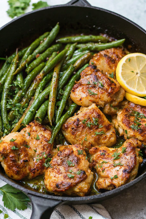 Lemon Garlic Butter Chicken Thighs and Green Beans Skillet – Juicy One-Pan Chicken with Bright Citrus Flavor