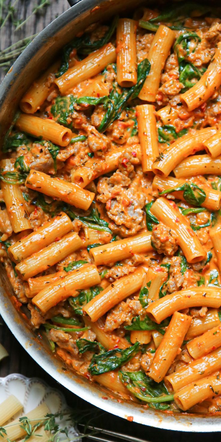 Creamy Beef Sausage Rigatoni with Spinach, Garlic & Tomato Cream Sauce – One-Pan, 30-Minute Comfort